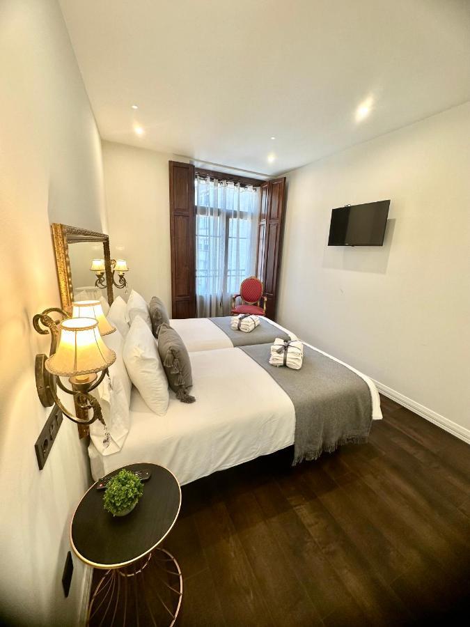 Claren'S Boutique Rooms Cangas De Narcea Exteriér fotografie