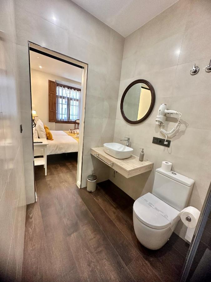 Claren'S Boutique Rooms Cangas De Narcea Exteriér fotografie