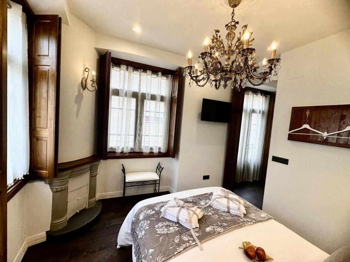 Claren'S Boutique Rooms Cangas De Narcea Exteriér fotografie