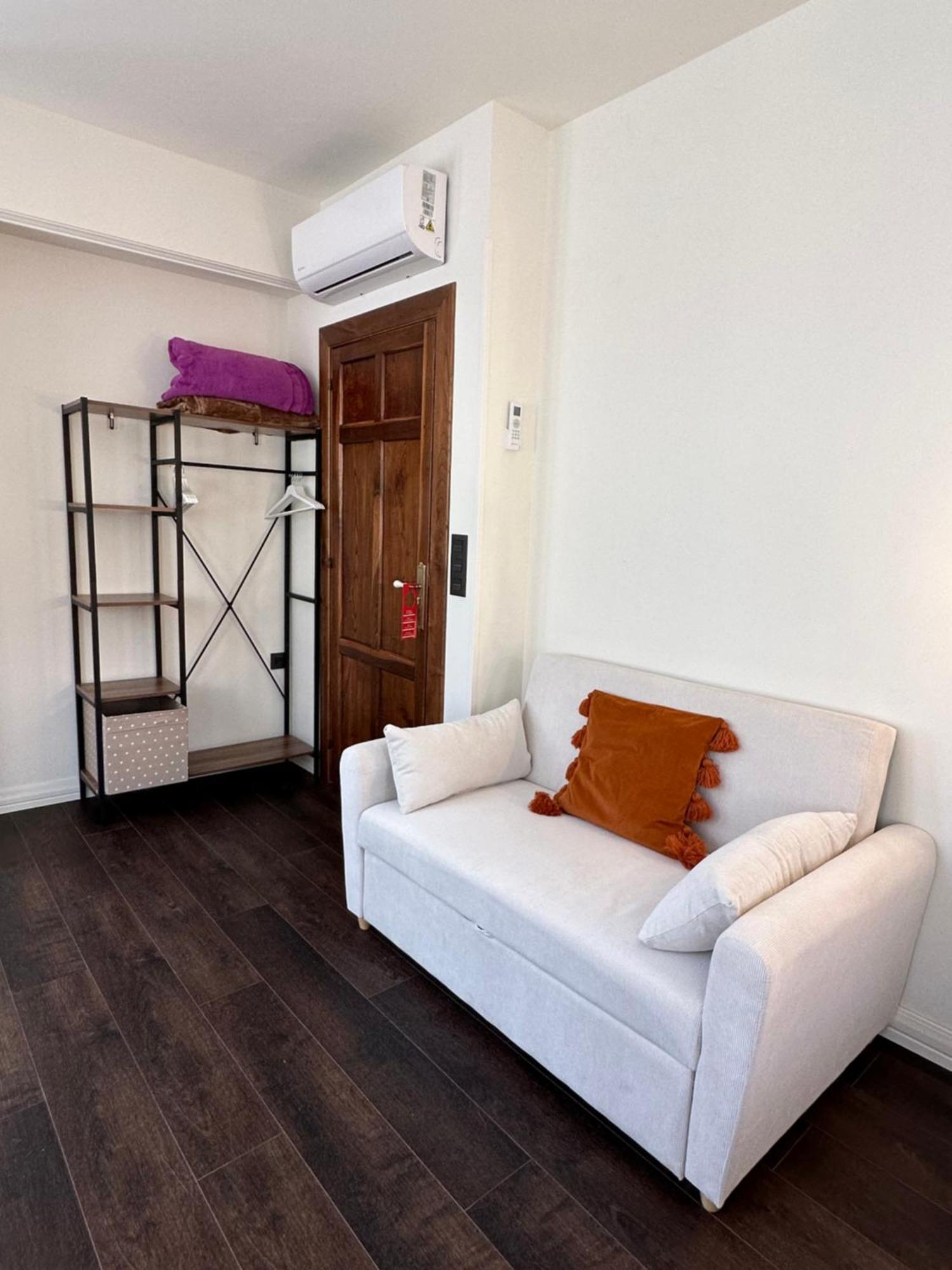 Claren'S Boutique Rooms Cangas De Narcea Exteriér fotografie